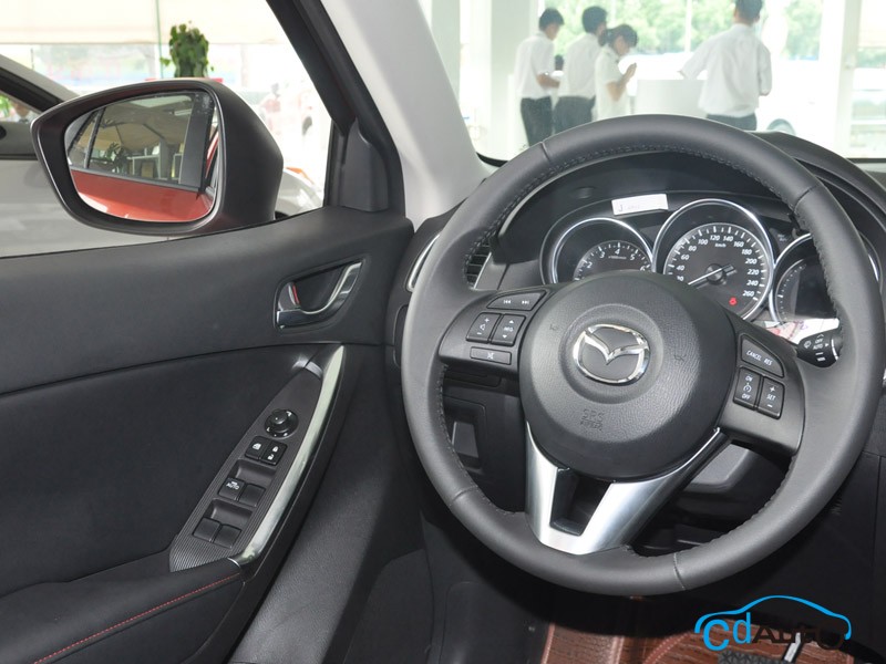 2013款長(zhǎng)安馬自達(dá)CX-5 中控