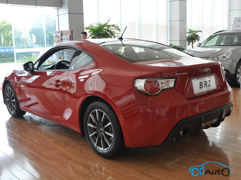 2013款 斯巴魯 BRZ 外觀