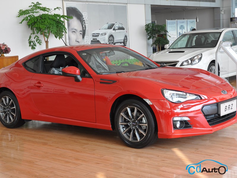 2013款 斯巴魯 BRZ 外觀