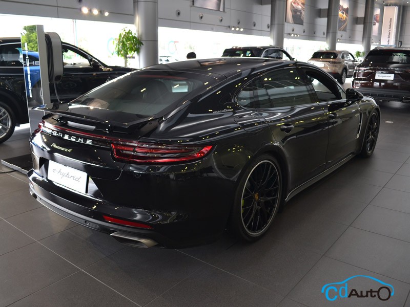 2018款 保時捷Panamera 外觀