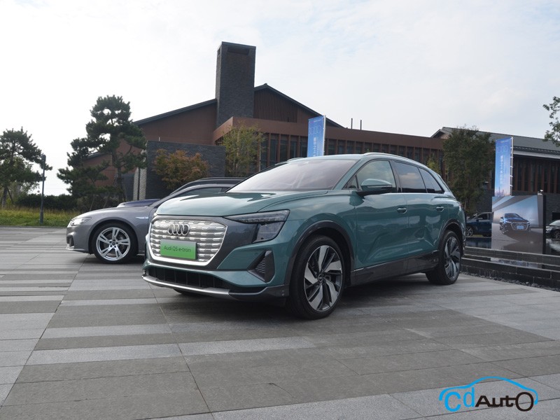 2023款 上汽奧迪Q5 e-tron 外觀