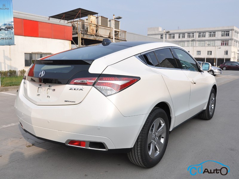 2012款謳歌ZDX 外觀