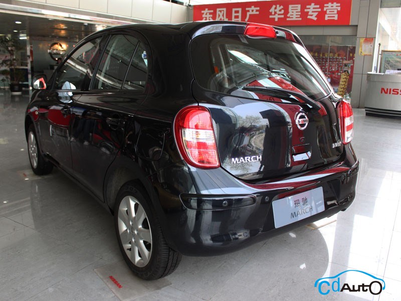 2010款東風日產(chǎn)瑪馳 外觀