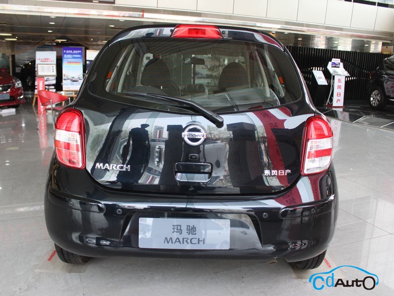 2010款東風(fēng)日產(chǎn)瑪馳 外觀