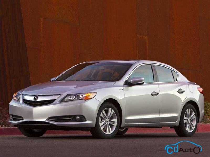 2013款謳歌ILX 外觀