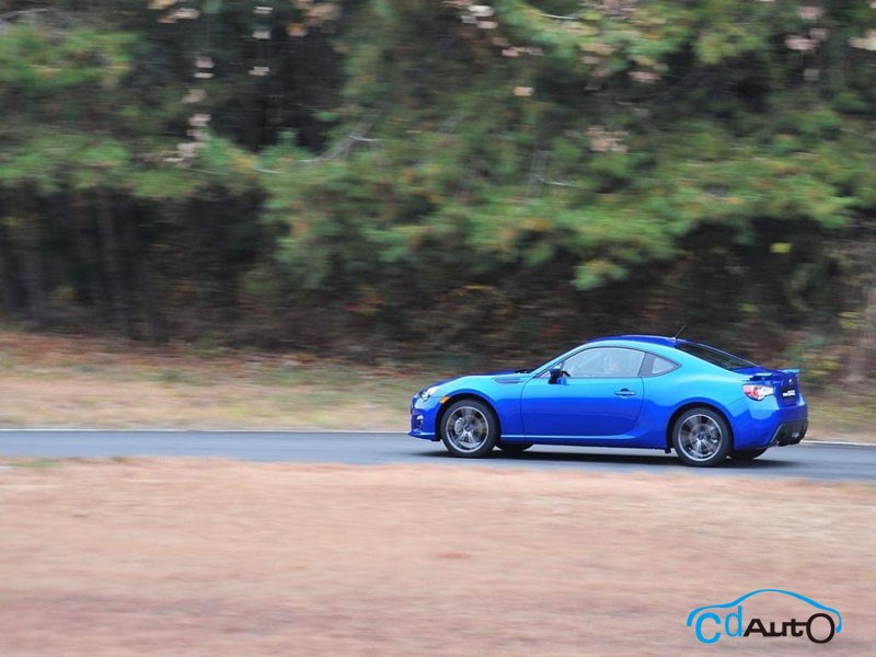 2013款斯巴魯BRZ 外觀