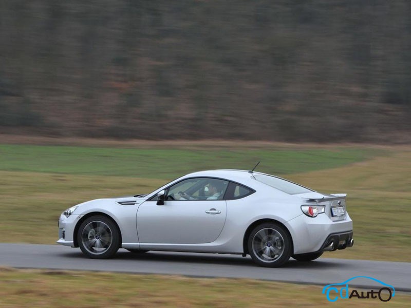 2013款斯巴魯BRZ 外觀