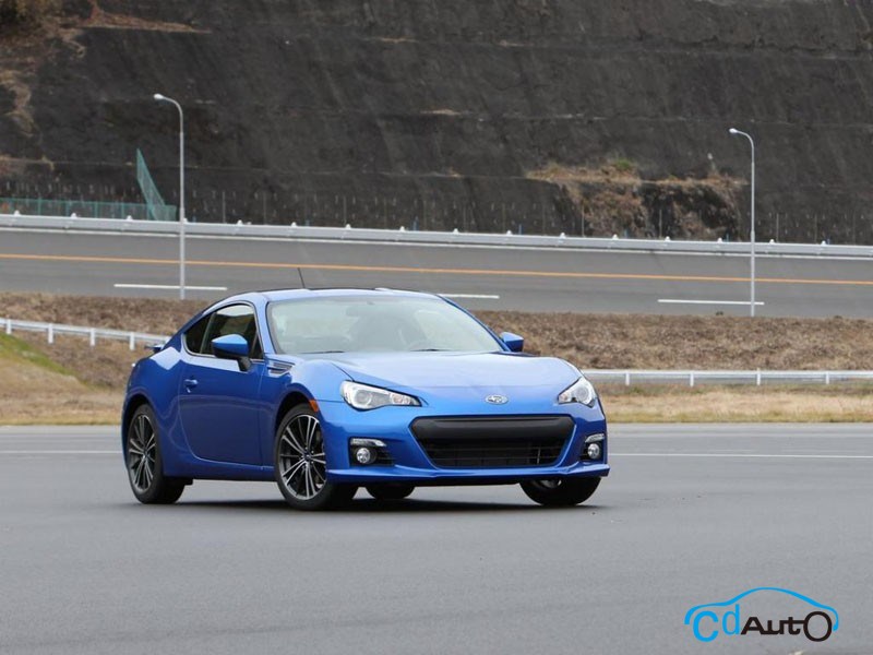 2013款斯巴魯BRZ 外觀