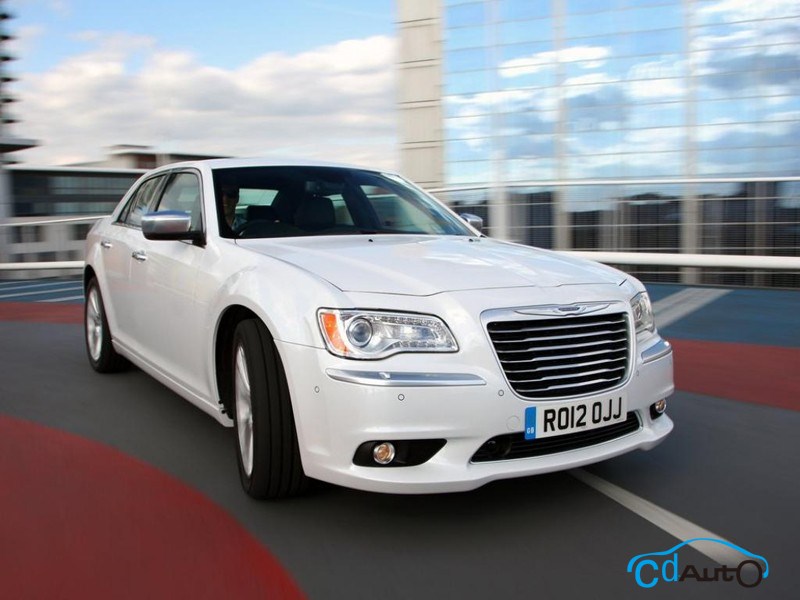 2012款克萊斯勒300C 外觀