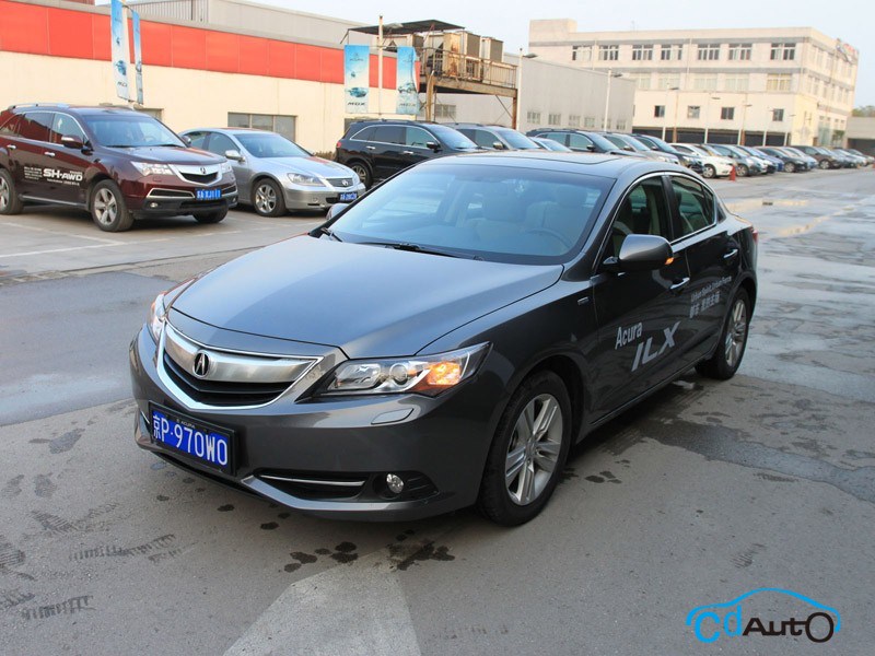 2013款 謳歌 ILX 外觀