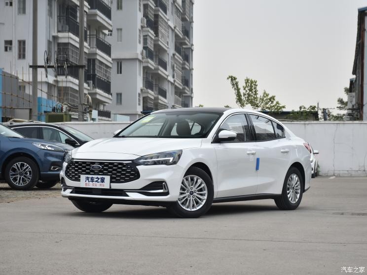 長(zhǎng)安福特 福克斯 2021款 三廂 EcoBoost 180 自動(dòng)鋒潮型