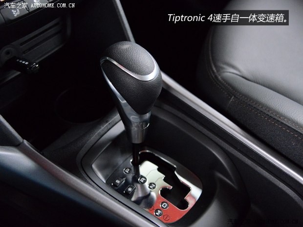 東風(fēng)標(biāo)致 標(biāo)致2008 2014款 1.6L 自動領(lǐng)航版