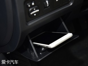 長安乘用車2016款悅翔V7