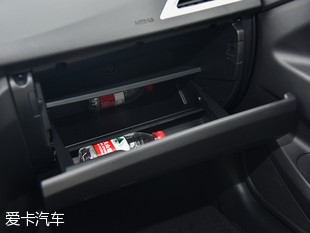 長安乘用車2016款悅翔V7