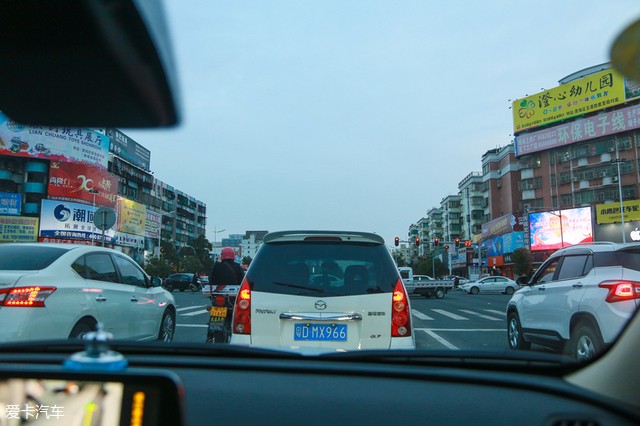 長(zhǎng)安乘用車2018款睿騁CC