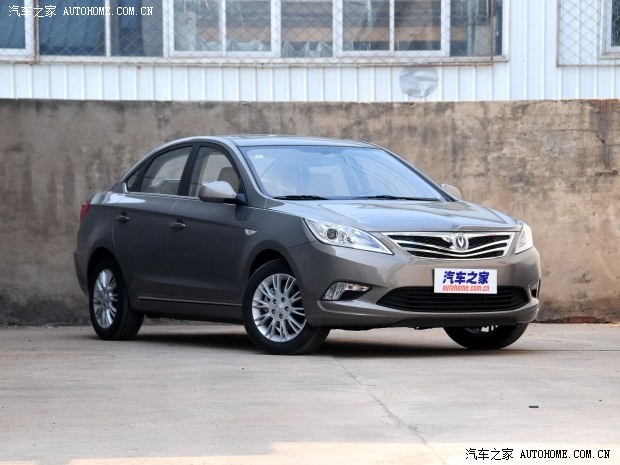 長安長安汽車逸動(dòng)2013款 1.6L 手動(dòng)尊貴型 京V