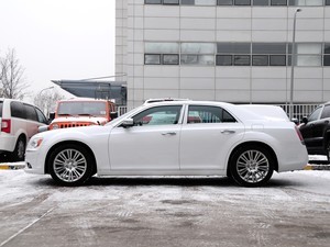 克萊斯勒(進(jìn)口) 克萊斯勒300C(進(jìn)口) 2013款 3.6L 尊崇版