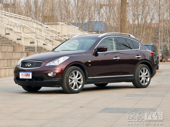 英菲尼迪QX50(EX) 2013款 2.5AT四驅(qū)尊雅版