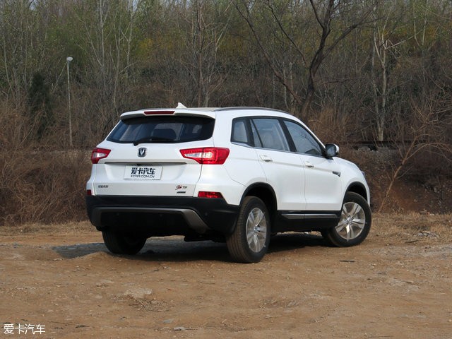 長(zhǎng)安乘用車2016款長(zhǎng)安CS75