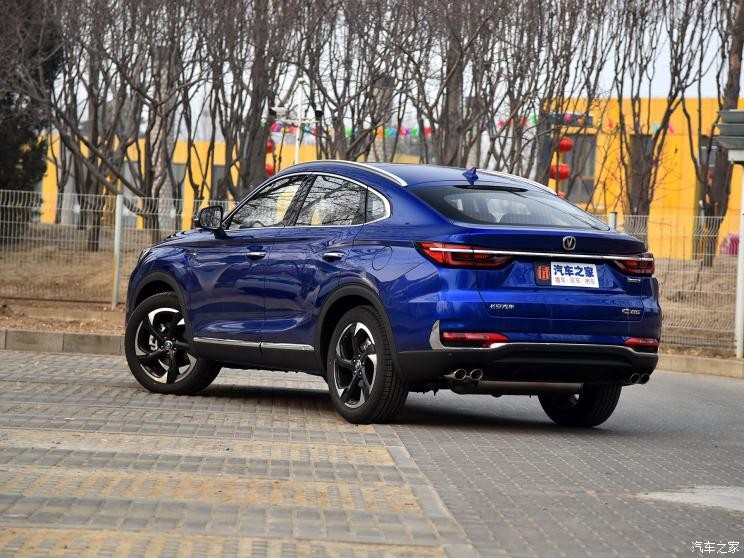 長(zhǎng)安汽車(chē) 長(zhǎng)安CS85 COUPE 2019款 2.0T 智版